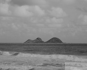 Mokulua Islands from Bellows 1